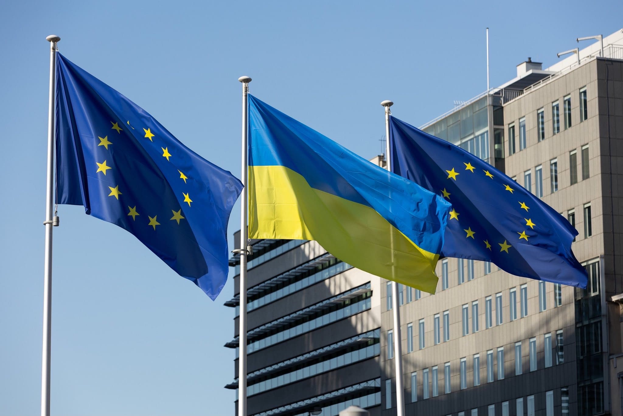 F4SB79WWoAEKECH-1_1 Translation of documents for Ukrainians in Europe